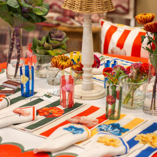 Trilho de Mesa Vermelho Listras com Papoulas