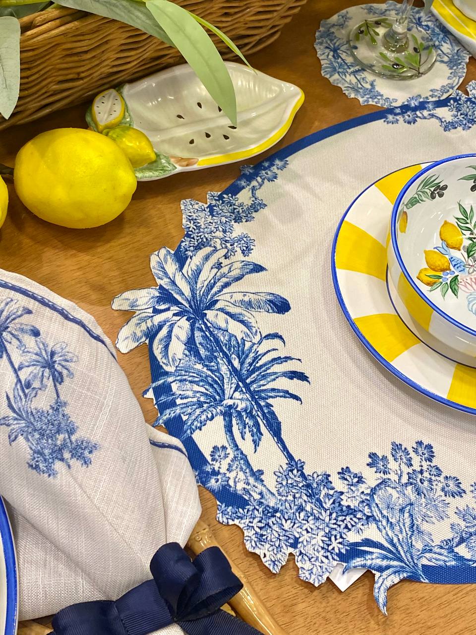 Capa de Almofada Baguete Toile Tropical - Rebeca Duarte Home