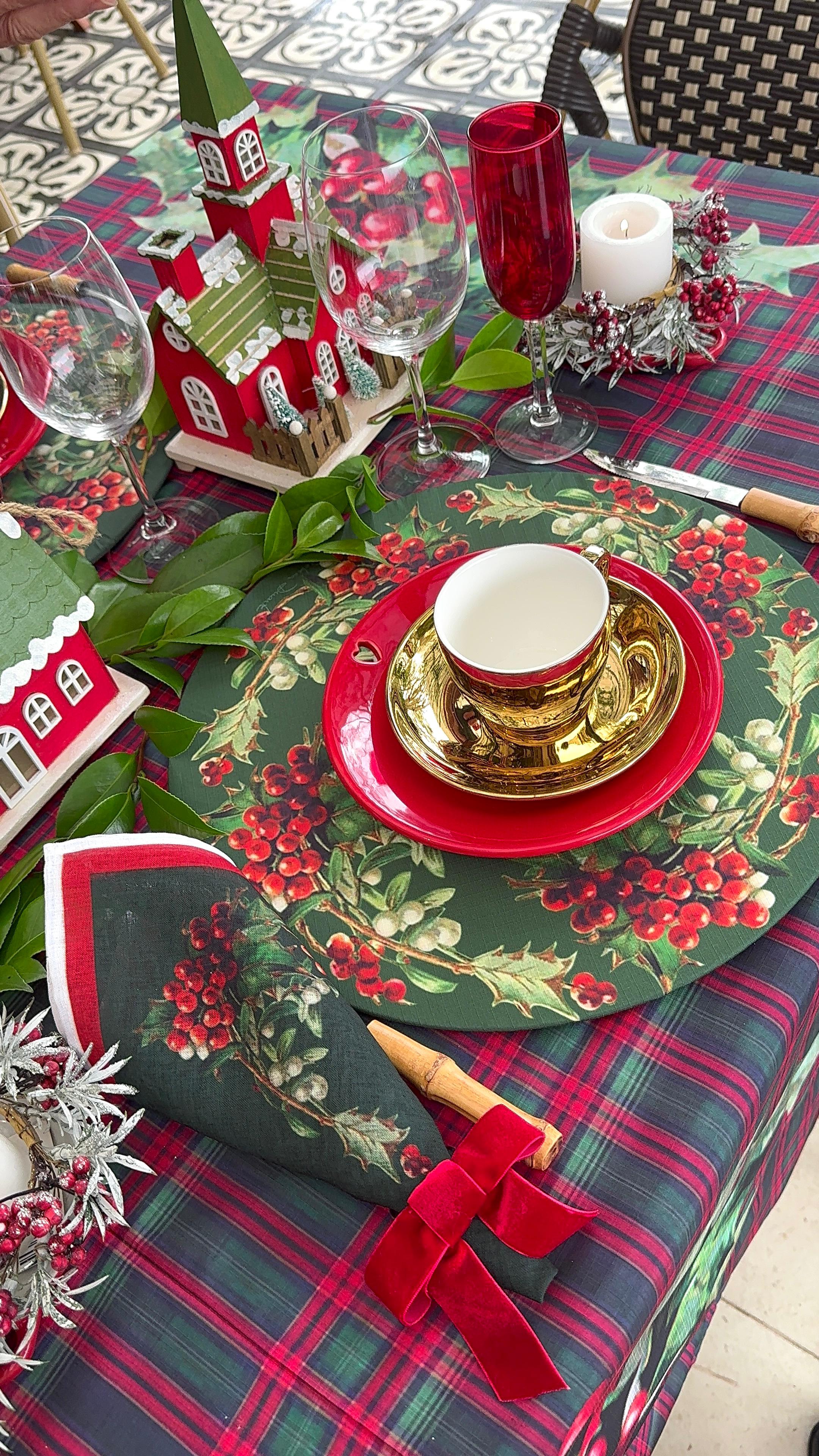 Toalha de Mesa Natal Azevinha Xadrez