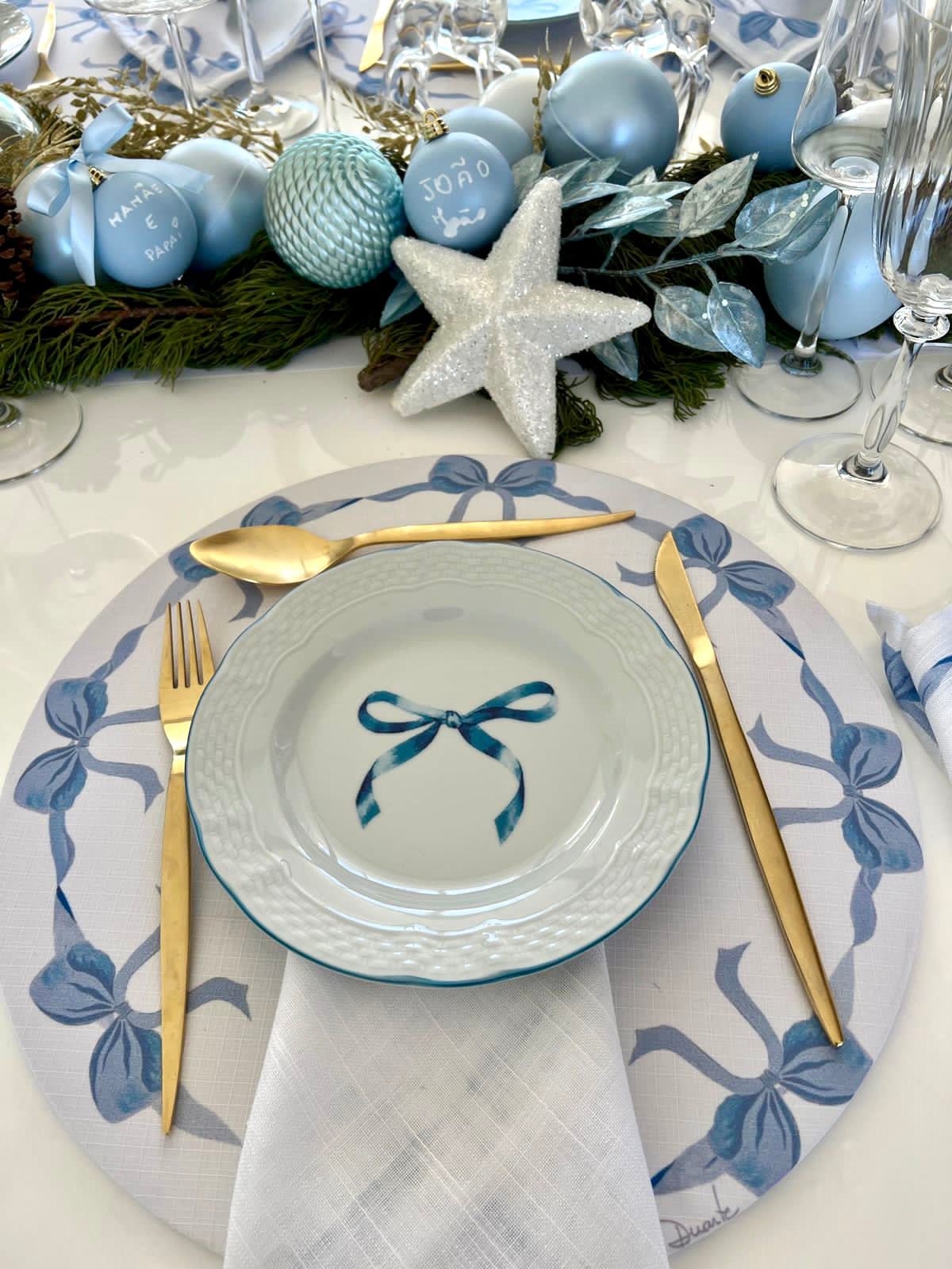 Trilho de Mesa Laço Azul Natal