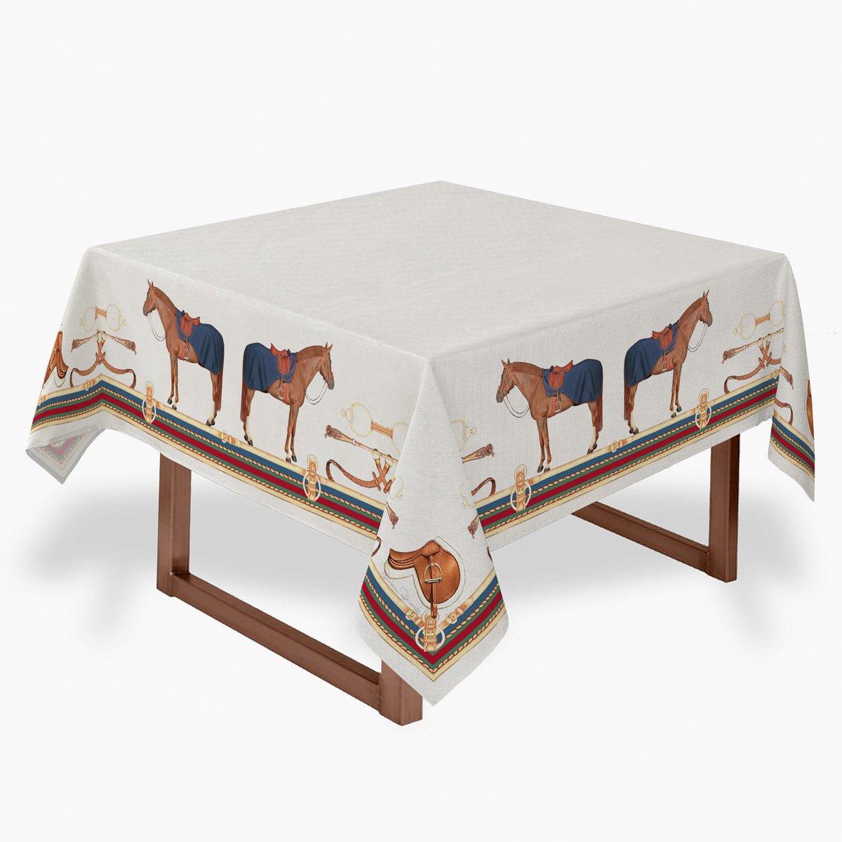 Toalha de Mesa Cavalo Nobre - Rebeca Duarte Home